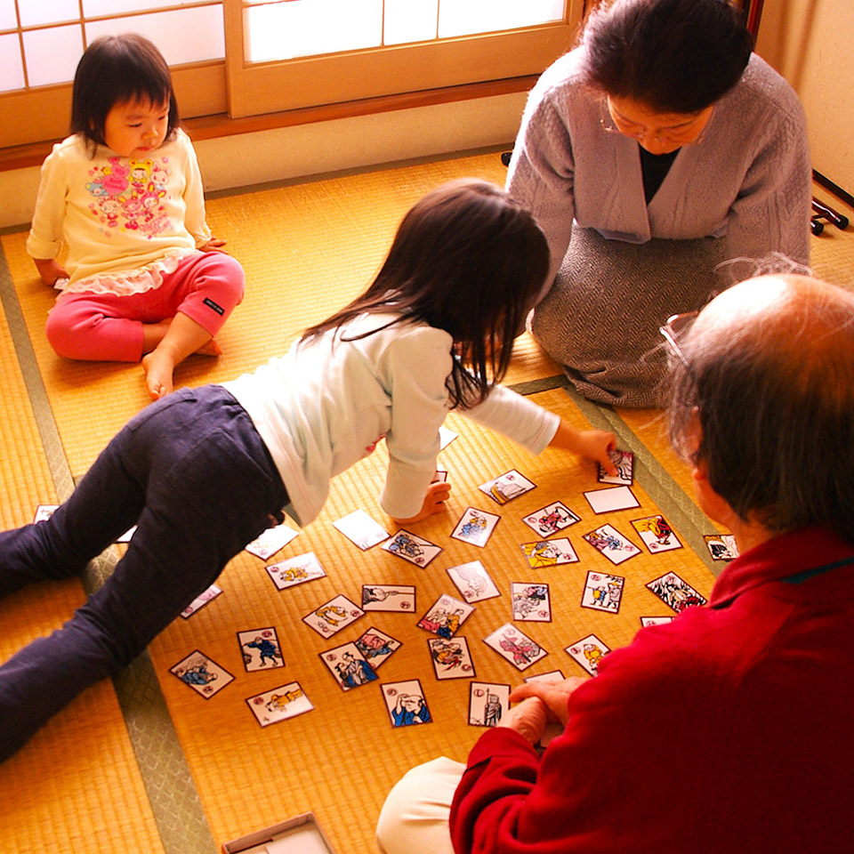 佳作カメラ部門　大林博さんの作品「孫の全力プレイ」