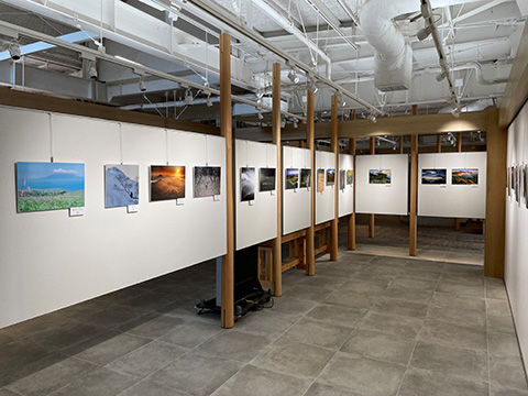 新宿御苑インフォメーションセンター内、アートギャラリースペース