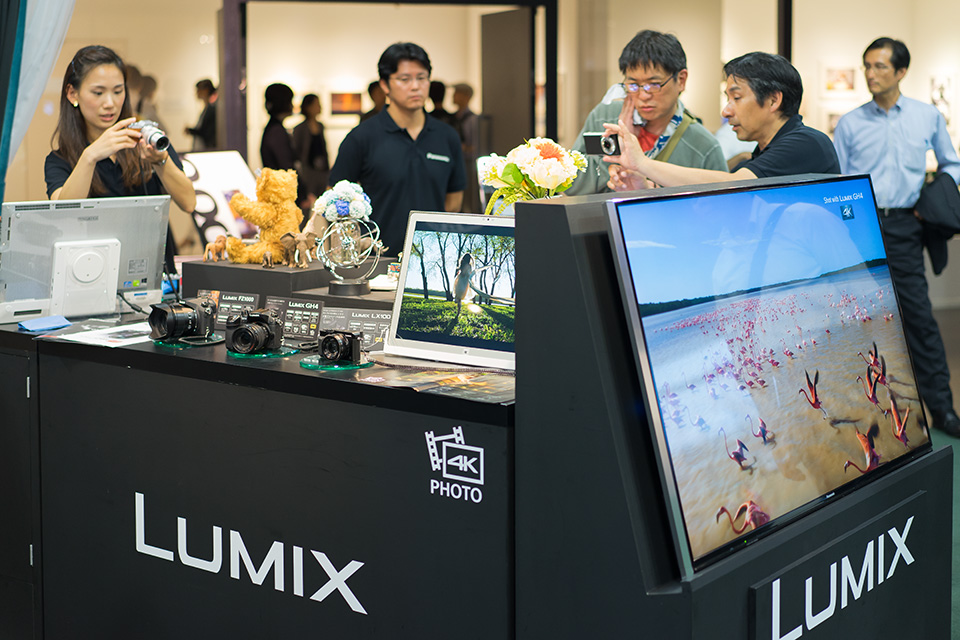写真展の様子：東京カメラ部2028写真展