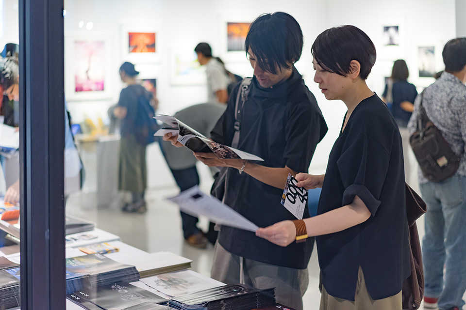 写真展の様子：東京カメラ部2015写真展
