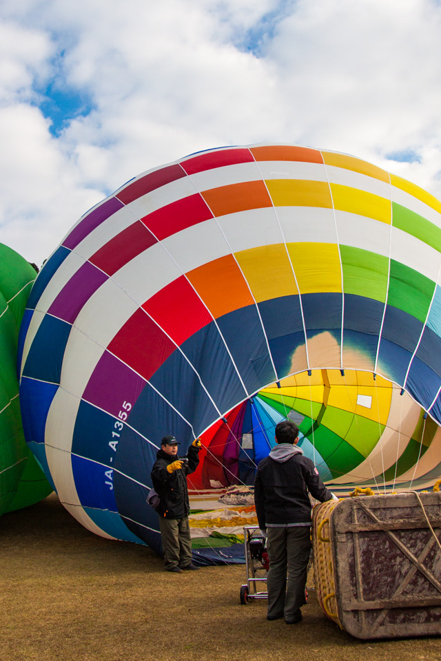 東京カメラ部10選 藤原嘉騎、別所隆弘、八木千賀子×特定非営利活動法人 熱気球運営機構 会長 町田耕造×佐賀市 経済部 2016熱気球世界選手権 推進室広報・イベント係長 杠 精士郎「大空を撮ろう！ ～被写体としての熱気球の魅力～」