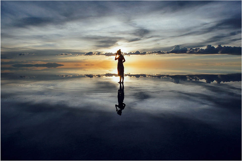 ヨシダナギ × 旅する鈴木トークショー「撮りたい。という衝動 ～ヨシダ、裸でアフリカをゆく出版記念～」