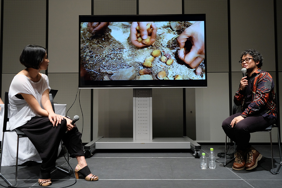 ヨシダナギ × 旅する鈴木トークショー「撮りたい。という衝動 ～ヨシダ、裸でアフリカをゆく出版記念～」