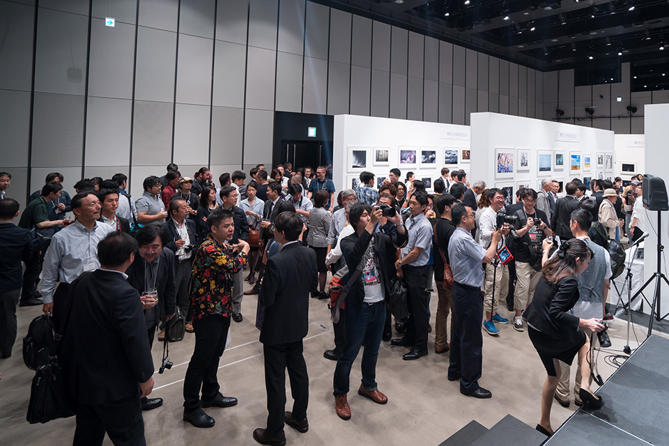 レセプションの様子：東京カメラ部2016写真展