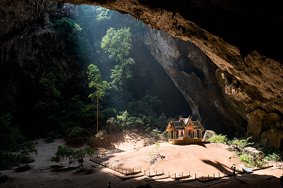 アメリカン・エキスプレス 東京カメラ部10選 浅岡省一氏、八木千賀子氏 「東京カメラ部10選がみた世界 by アメリカン・エキスプレス」