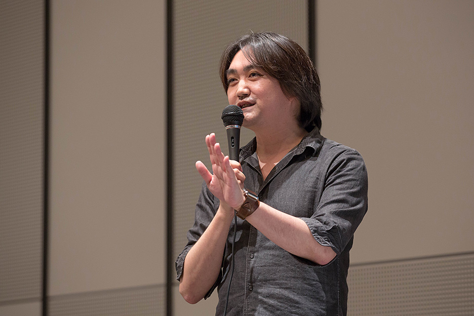 エプソン販売 エプソン販売 小澤貴也氏（プロフェッショナルアートプリンター）「あなたの写真を深める、モノクロプリントの魅力と制作のコツ」