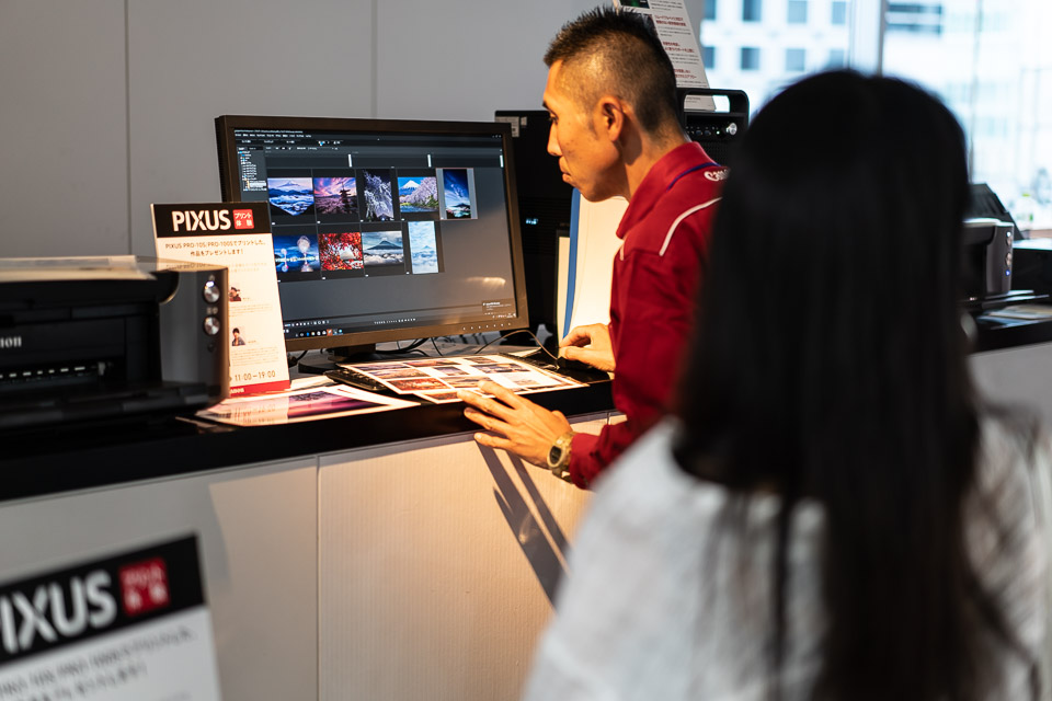 写真展の様子：東京カメラ部2018写真展