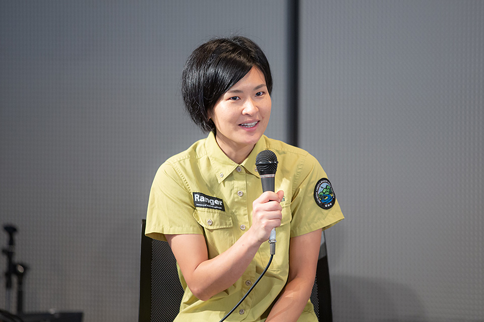 環境省：環境省国立公園課国立公園利用推進室 宮森由美子、東京カメラ部10選 北川力三、本間昭文、東京カメラ部コンテスト入賞者 清水啓、東京カメラ部運営「ともに守り、伝えていく　国立公園の魅力」｜東京カメラ部2019写真展