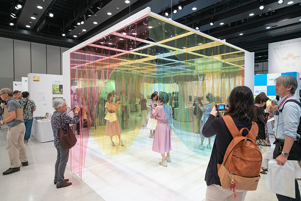 写真展の様子：東京カメラ部2019写真展