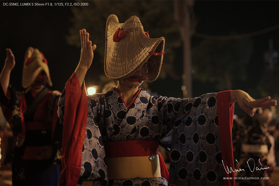 大門美奈が撮った踊りの文化― LEICA x LUMIX ―