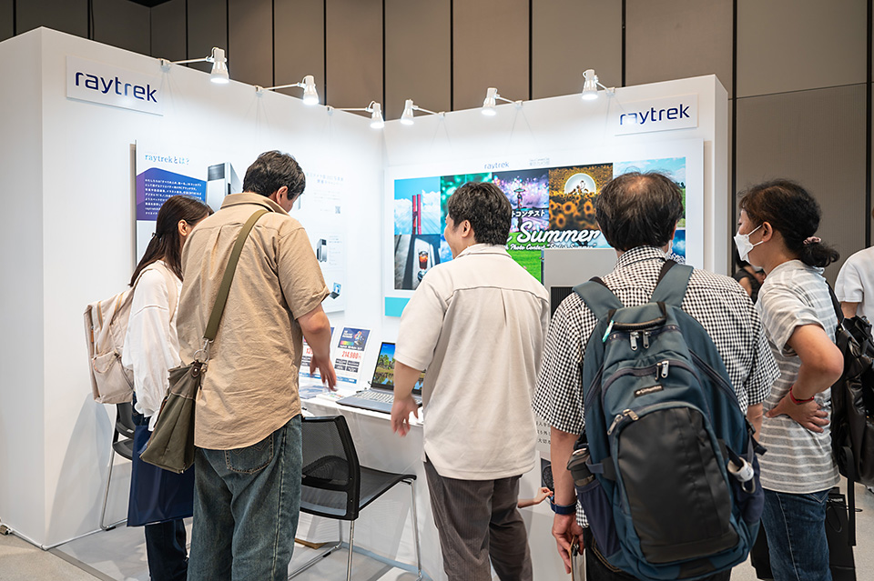 ブースレポート ｜ 東京カメラ部2023写真展「愛おしきこの世界。」
