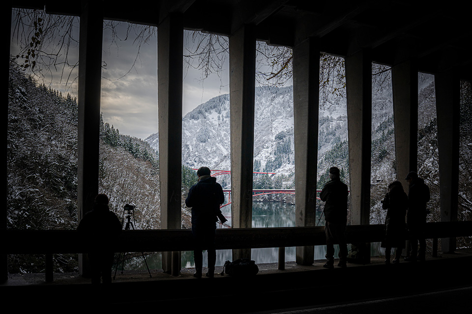 「庄川峡」の作品